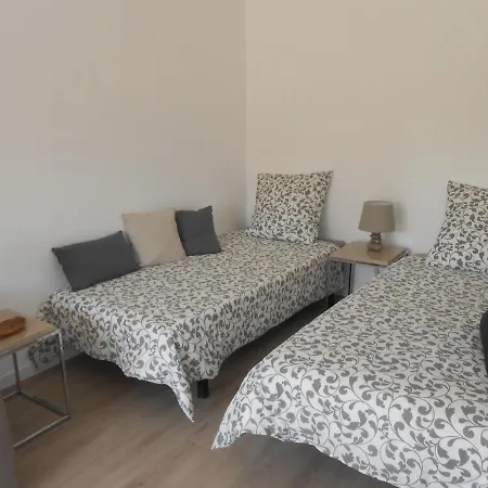 Agreable Et Confortable Studio Centre Les Bains Parking Calme Ensoleille Διαμέρισμα Gréoux-les-Bains