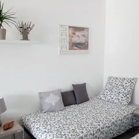 Agreable Et Confortable Studio Centre Les Bains Parking Calme Ensoleille Gréoux-les-Bains